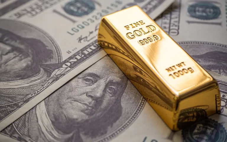 Why Investors Turn to Gold during Uncertain Times